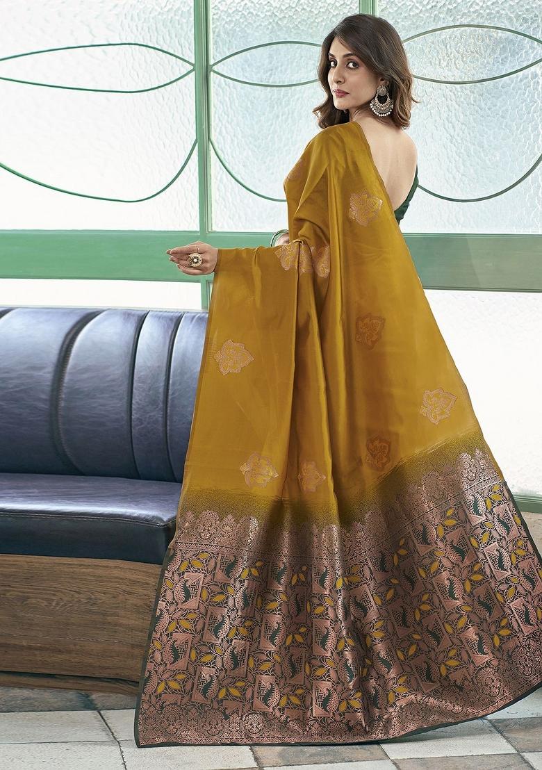 Multi Weaving Silk Blend Saree Set With Blouse