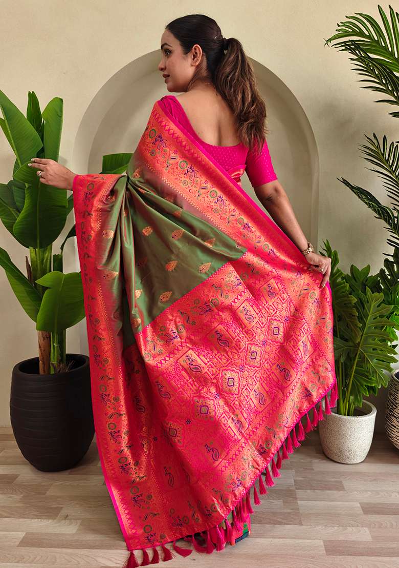 Green Embroidered Pure Soft Silk Blend Saree Set With Blouse - Indya