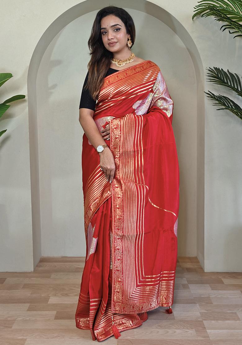 Red Flower Weaving Munga Silk Saree Saree Set With Blouse