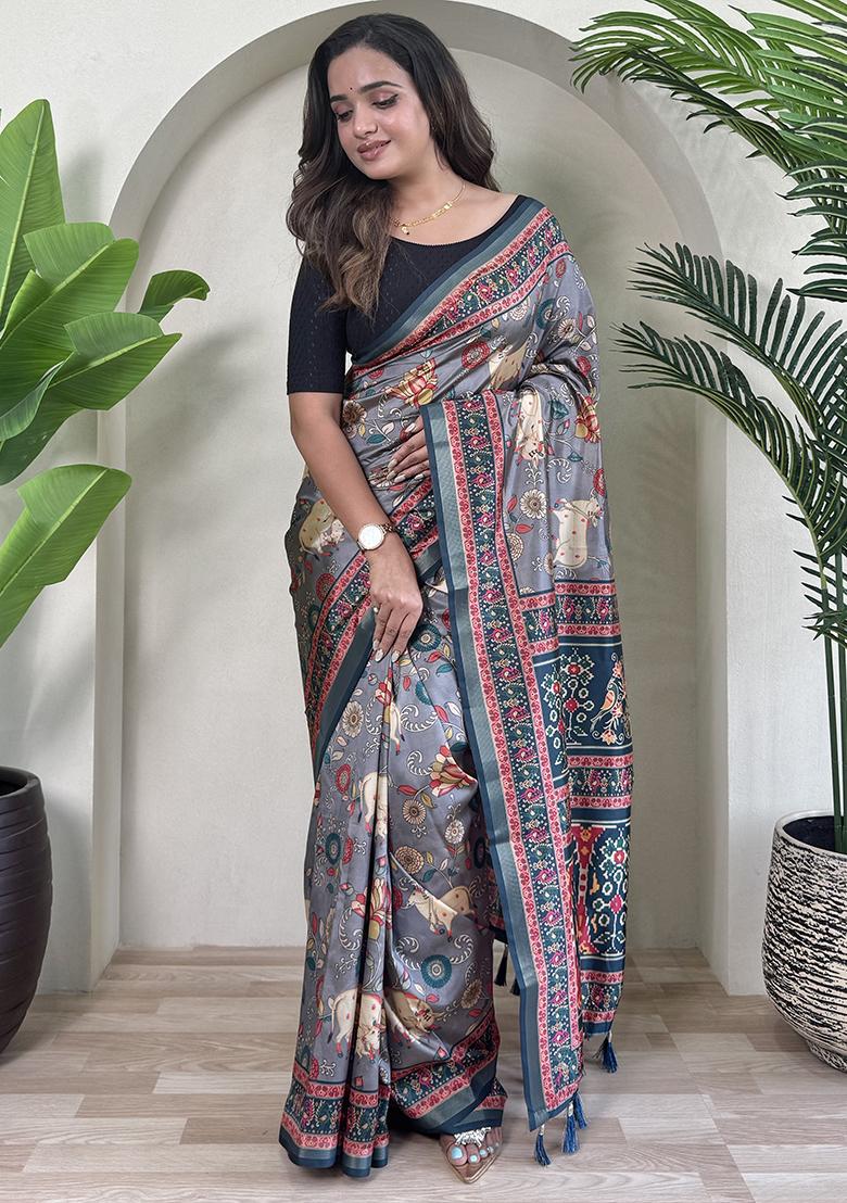 Grey Digital Print Pure Dola Viscose Saree Set With Blouse