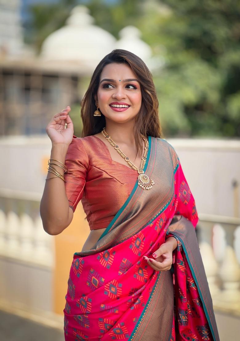 Pink Solid Silk Saree