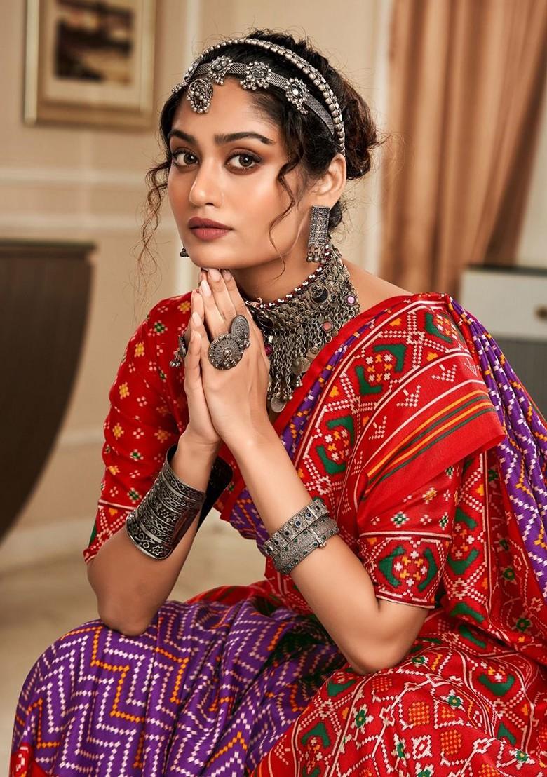 Purple Embroidered Poly Blend Saree Set With Blouse