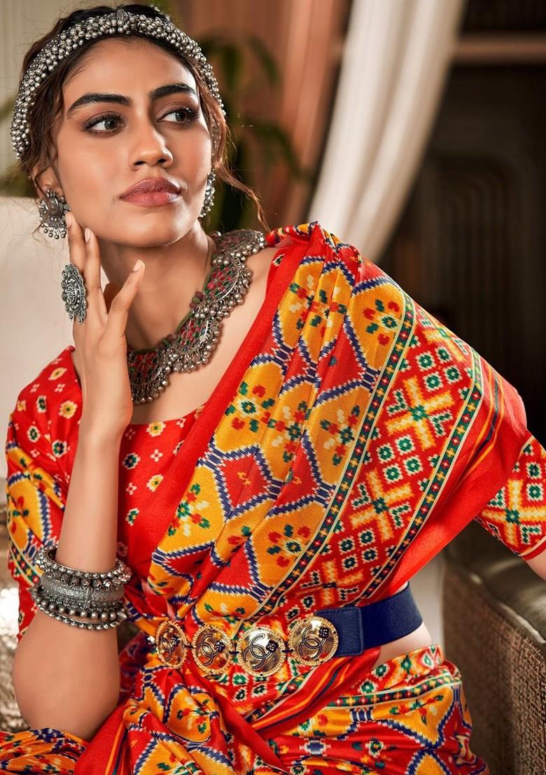 Red Embroidered Poly Blend Saree Set With Blouse