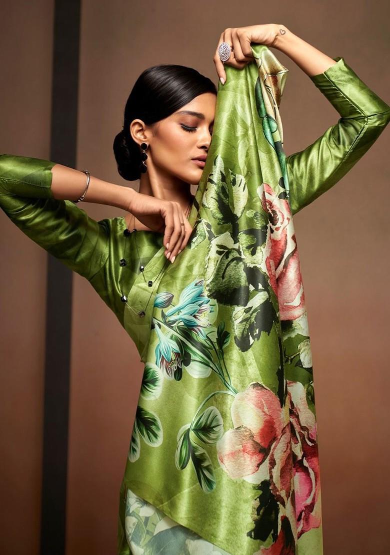 Green Printed Poly Blend Saree Set With Blouse