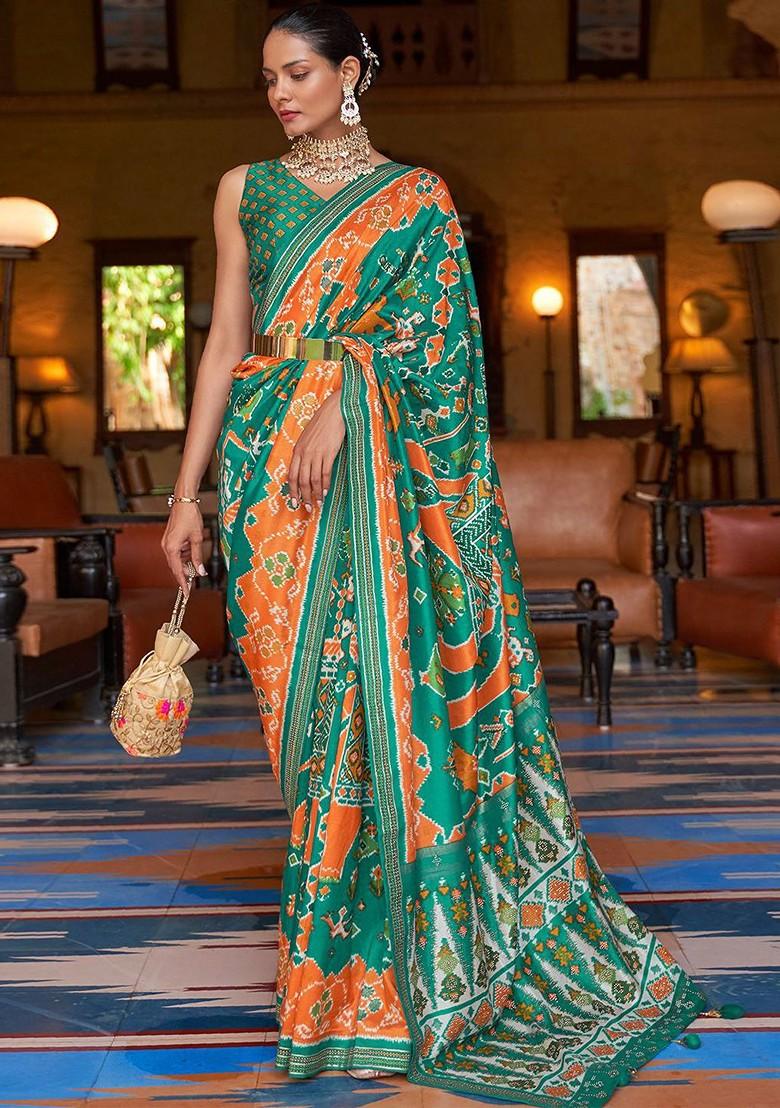 Green Embroidered Poly Blend Saree Set With Blouse
