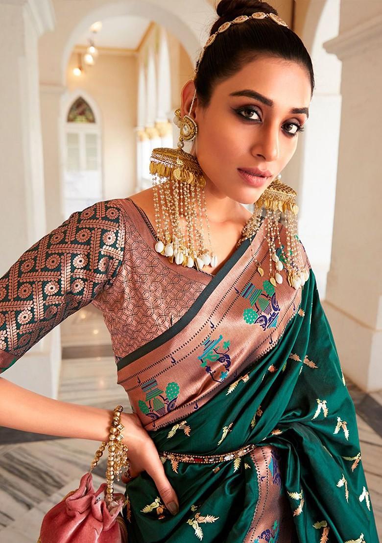 Green Embroidered Poly Blend Saree Set With Blouse