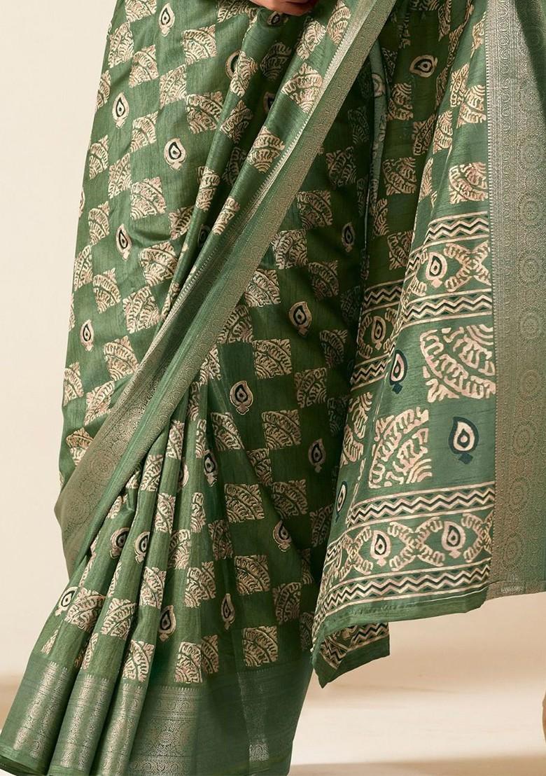 Green Embroidered Poly Blend Saree Set With Blouse