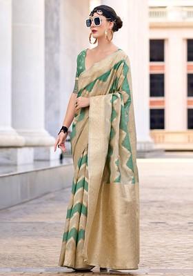 Green Embroidered Poly Blend Saree Set With Blouse