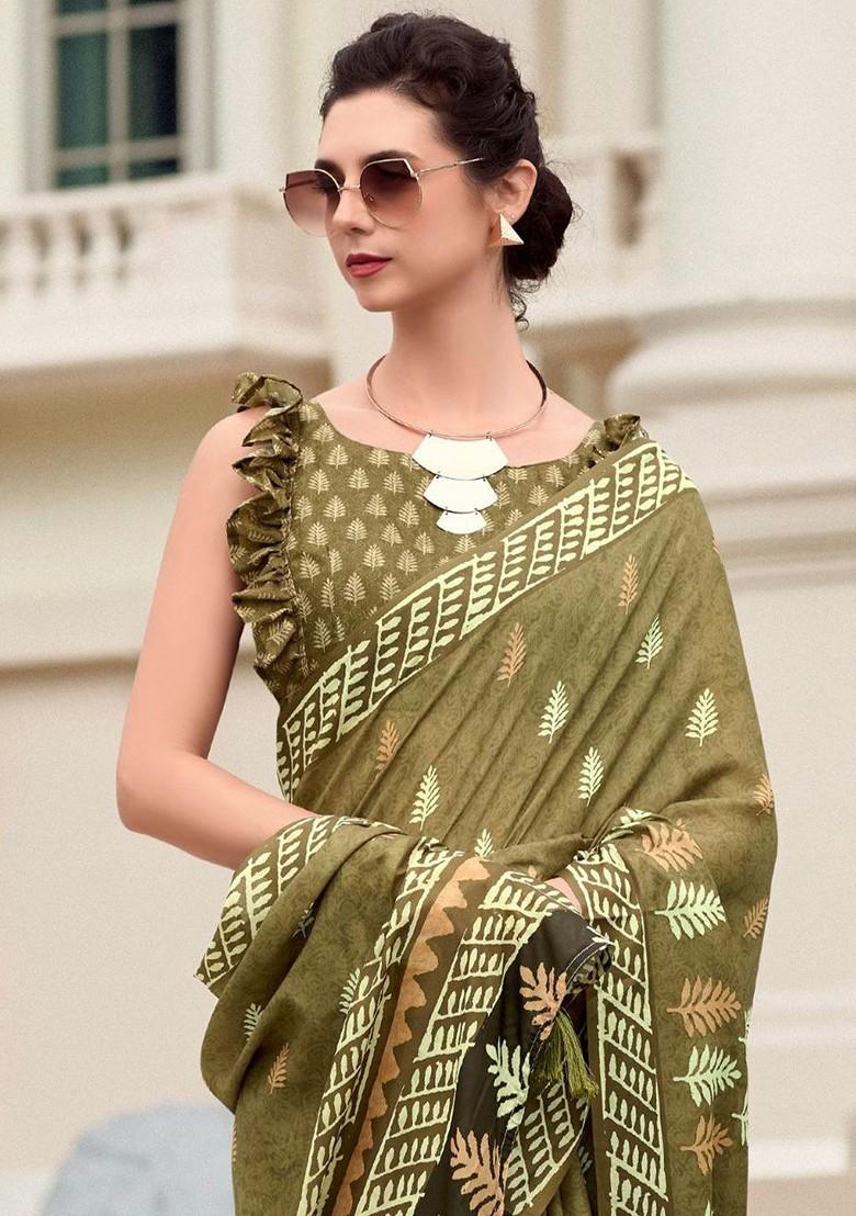 Green Embroidered Poly Blend Saree Set With Blouse