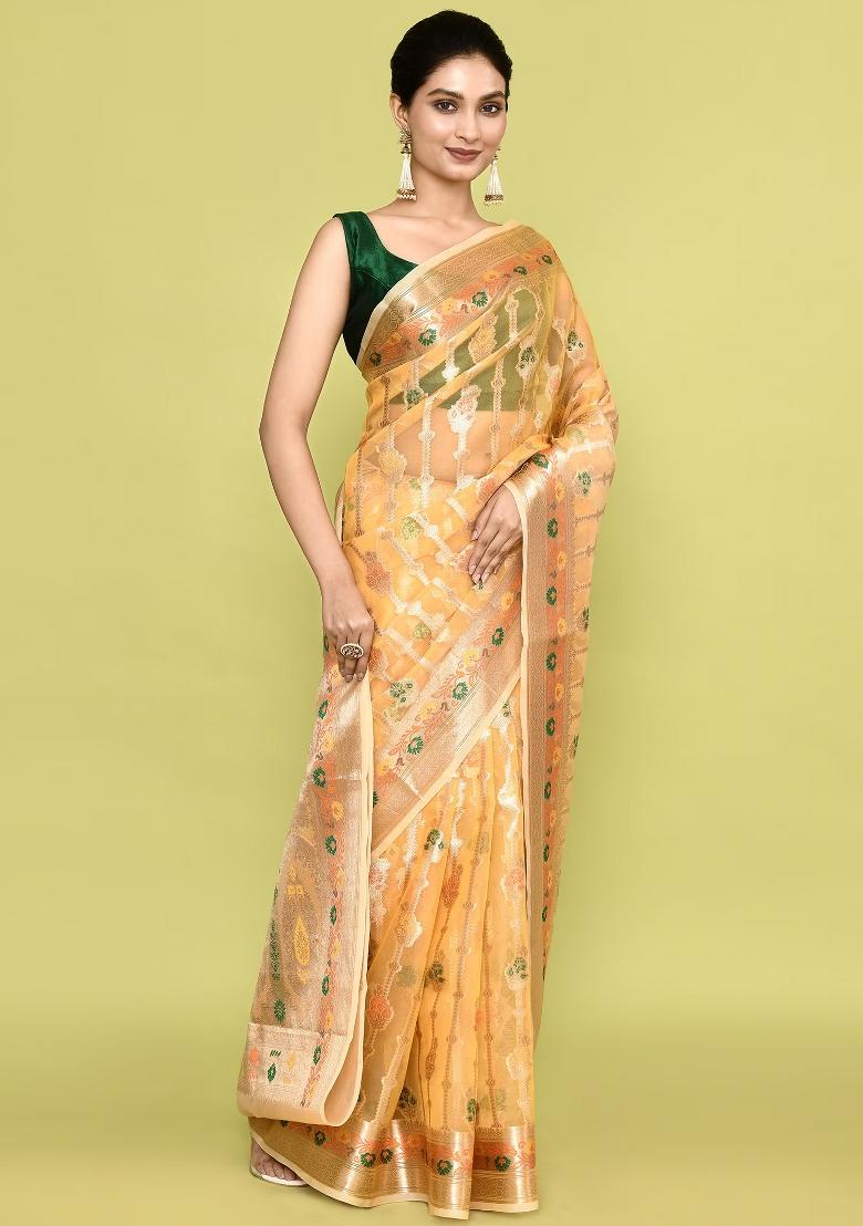 Baby Pink Embroidererd Banarsi Silk Saree Set