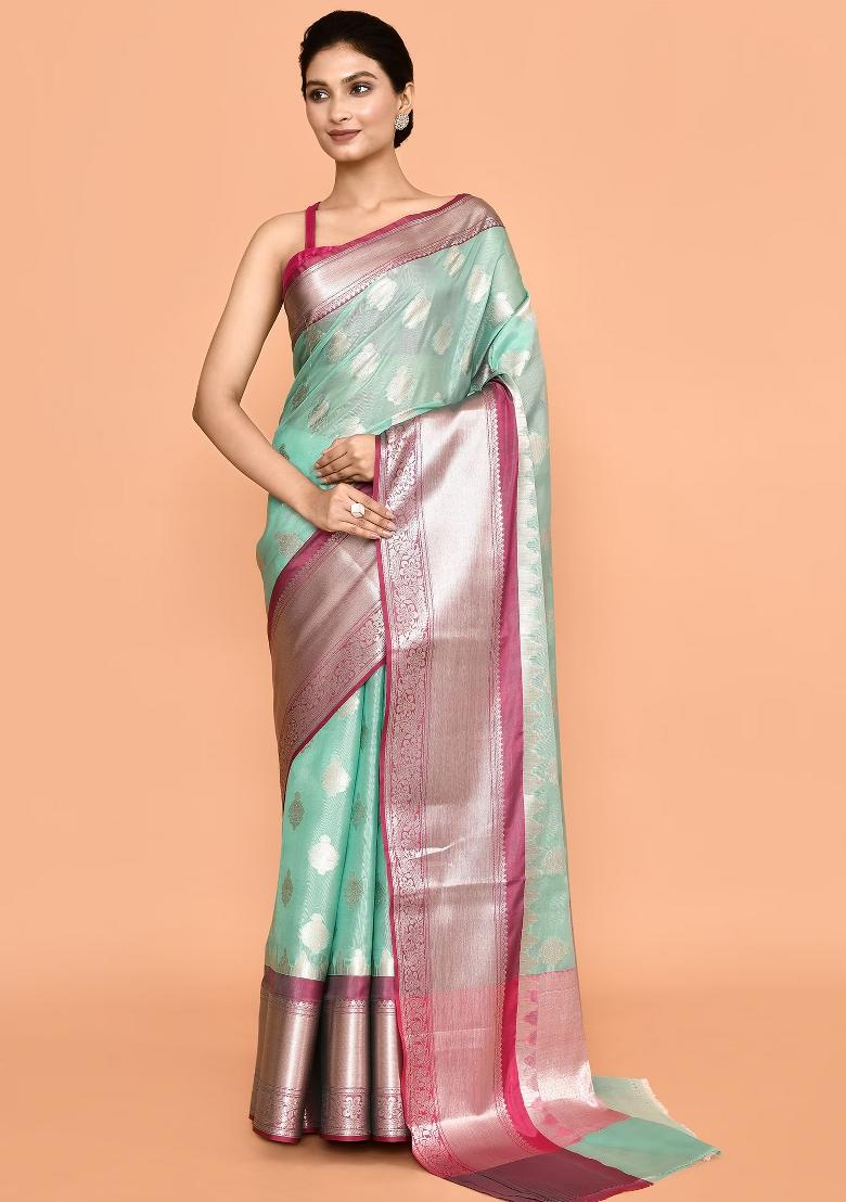 Magenta Embroidererd Banarsi Silk Saree Set