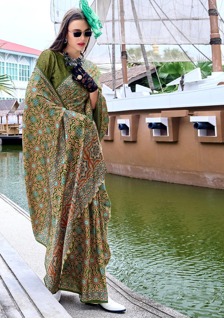 Mehendi Green Digital Print Silk Saree set