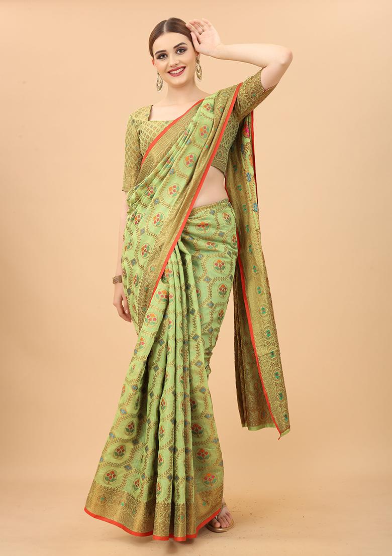Green Solid Cotton Blend Saree Set