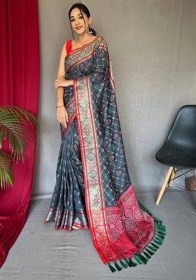 Black Solid Silk Blend Saree Set