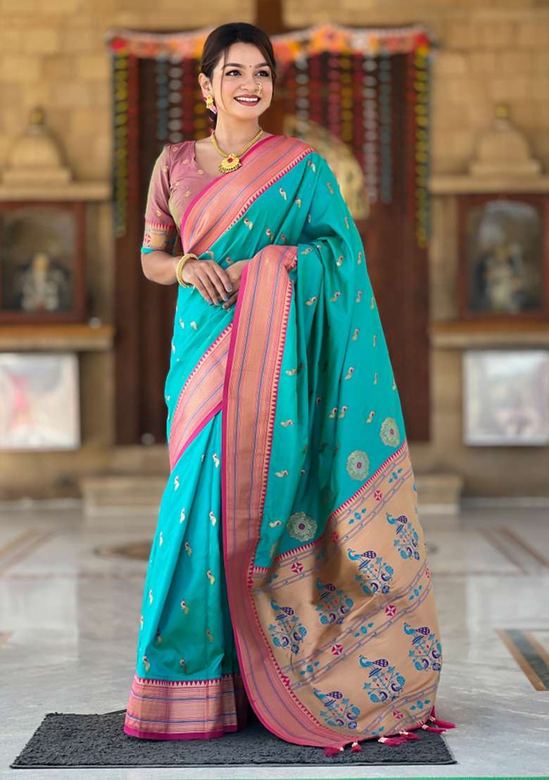 Rama Green Woven Paithani Silk Saree Set - Indya