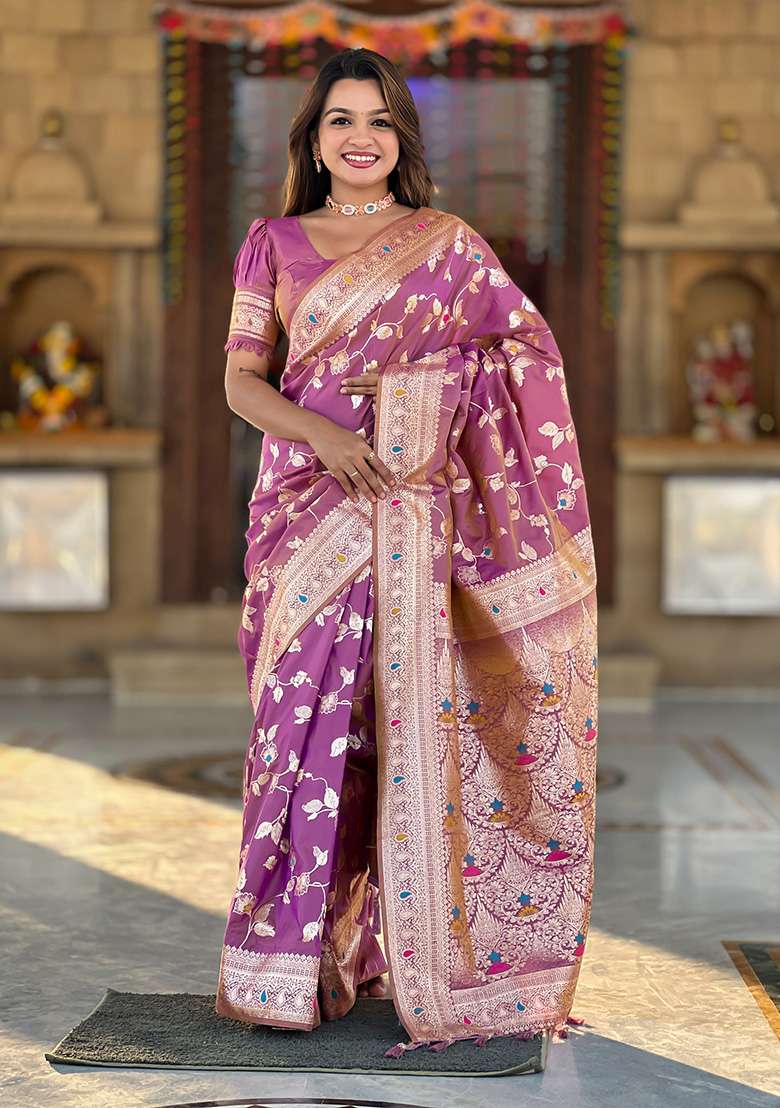 Onion Pink Wevon Jacquard Designer Banarasi Silk Saree Set - Indya