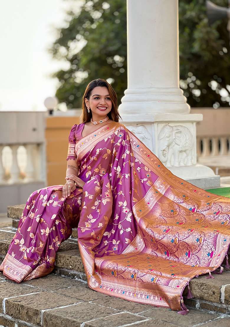 Onion Pink Wevon Jacquard Designer Banarasi Silk Saree Set - Indya