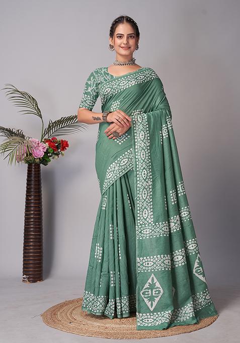 Green Batik Print Cotton Saree Set With Belt