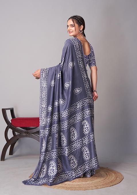 Grey Batik Print Cotton Saree Set With Belt