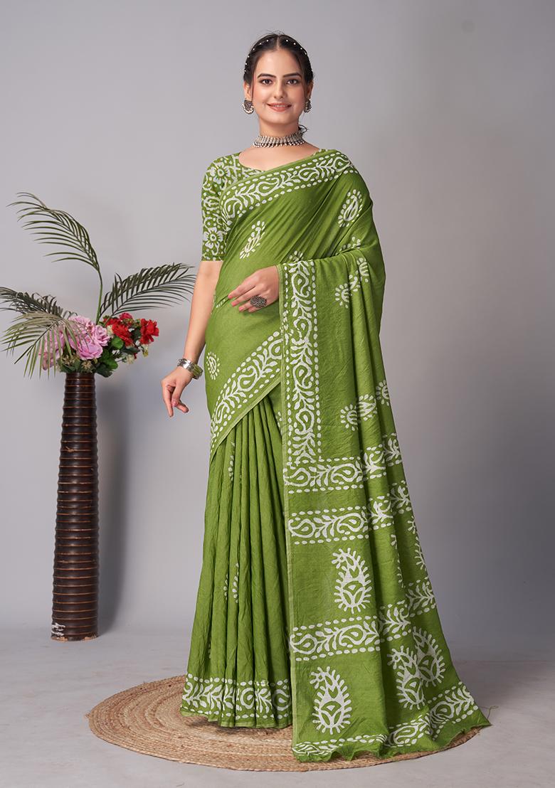 Green Batik Print Cotton Saree Set With Belt