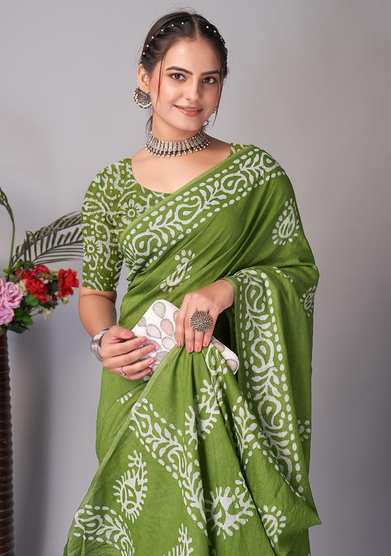 Green Batik Print Cotton Saree Set With Belt
