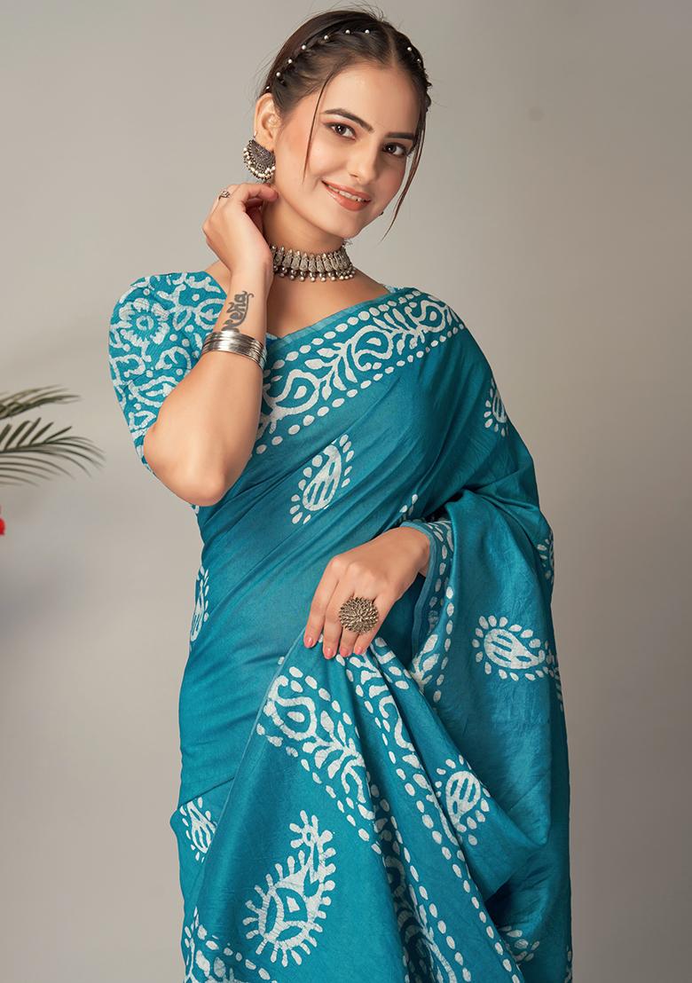 Blue Batik Print Cotton Saree Set With Belt