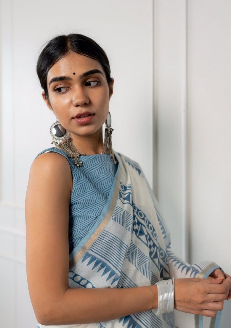 Blue Digital Print Mul Cotton Saree Set