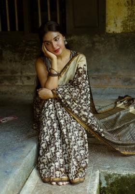 Black Digital Print Mul Cotton Saree Set