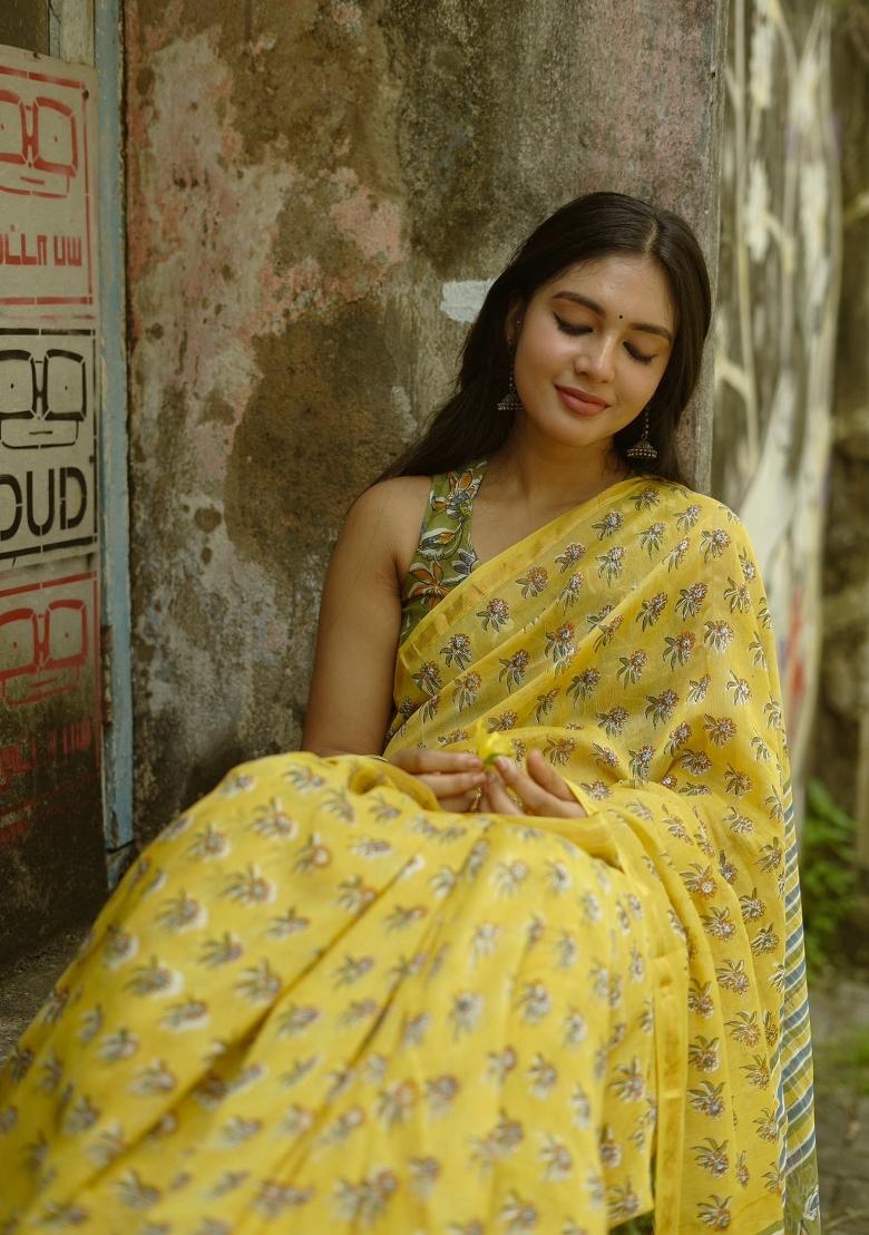 Yellow Digital Print Mul Cotton Saree Set