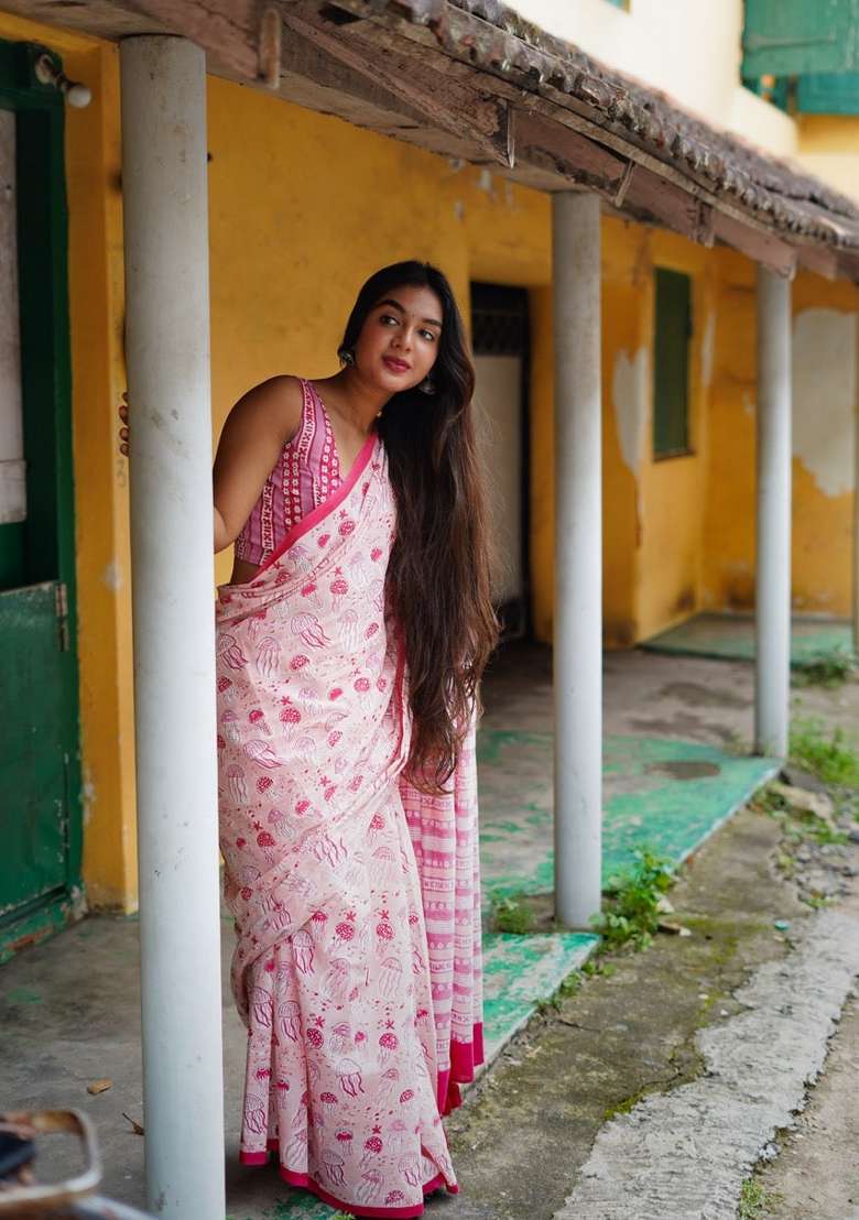 Pink Digital Print Mul Cotton Saree Set - Indya