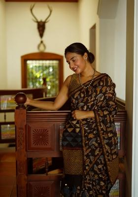 Black Digital Print Mul Cotton Saree Set