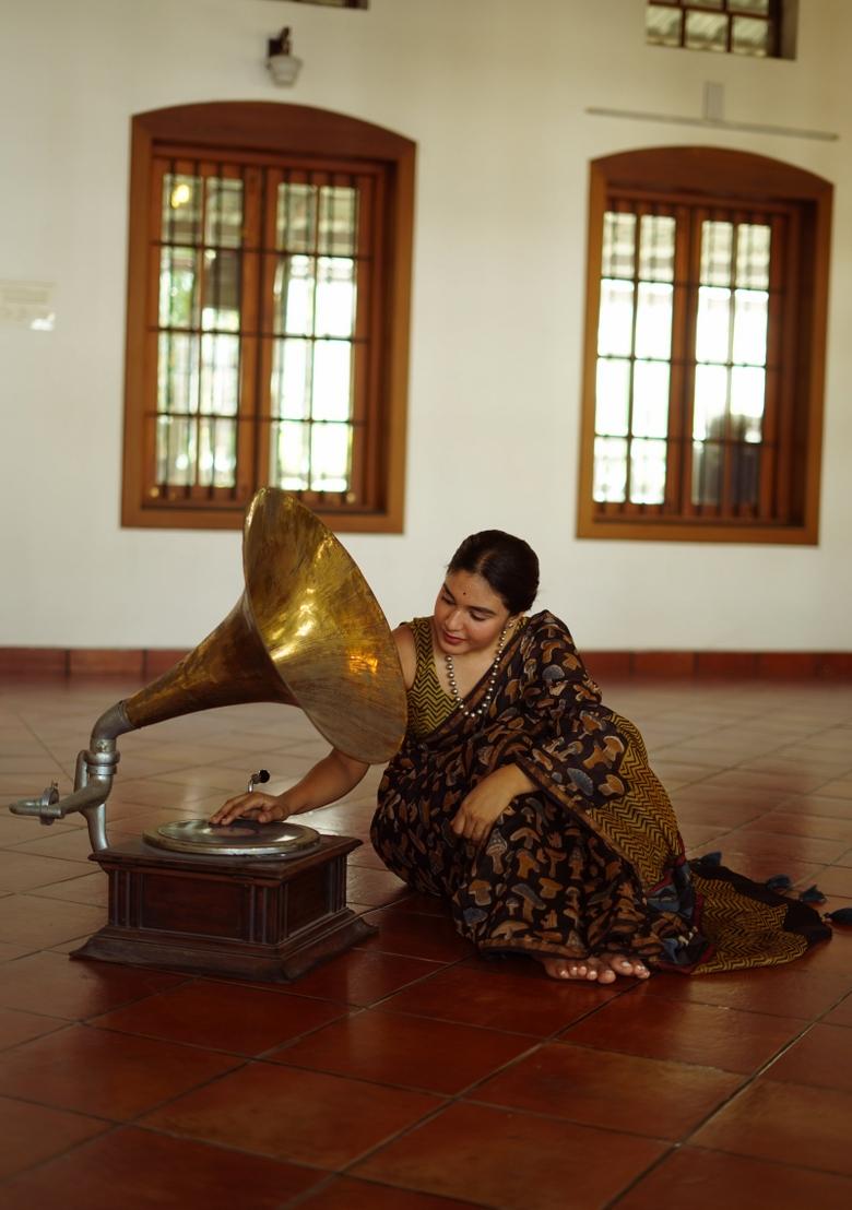 Black Digital Print Mul Cotton Saree Set