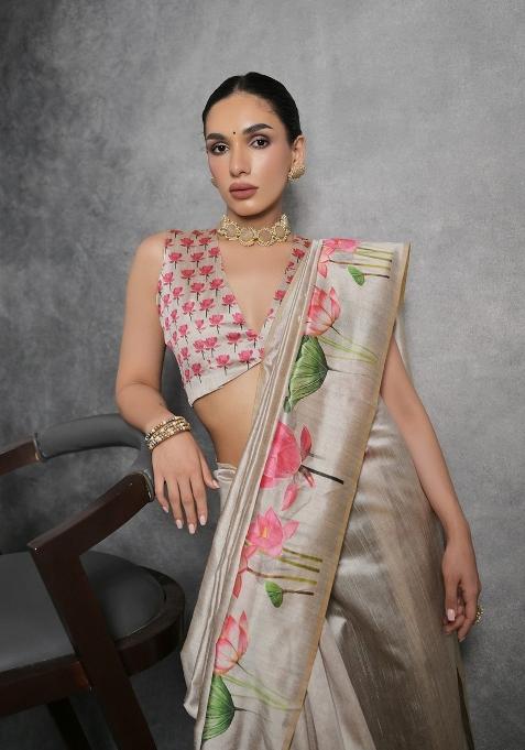 Cream Digital Print Tussar Silk Saree Set