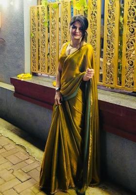 Green Gold Handwork Lace Fendy Chiffon Saree Set