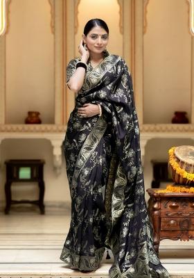 Black Jacquard Zari Weave Banarasi Soft Silk Saree Set