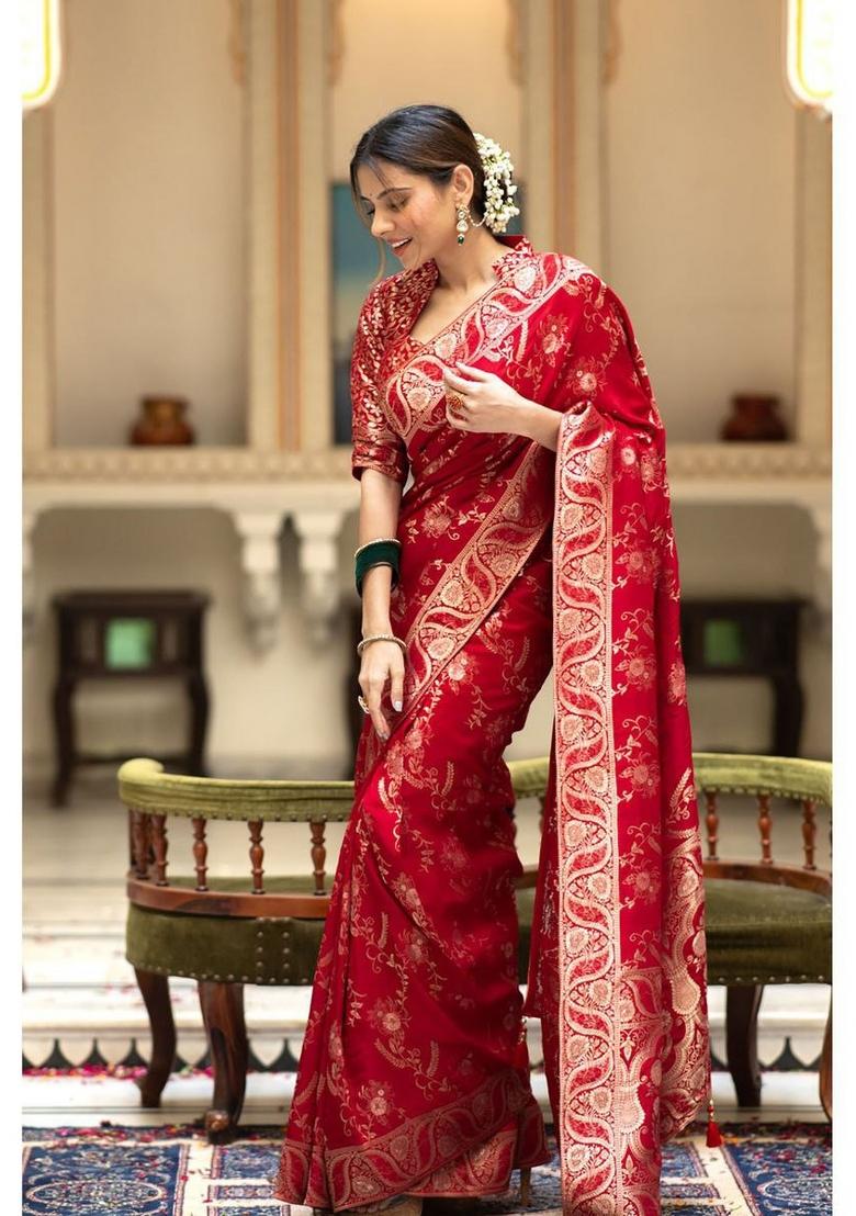 Red Jacquard Zari Weave Banarasi Soft Silk Saree Set