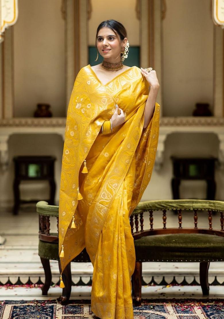 Yellow Jacquard Zari Weave Banarasi Soft Silk Saree Set