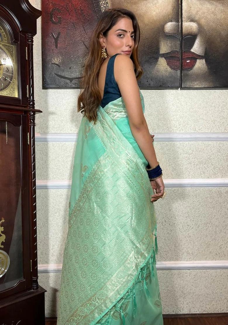 Rama Green Jacquard Zari Weave Lilan Saree Set