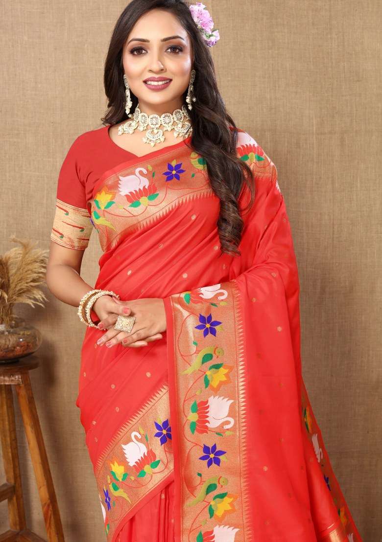 Red Woven Silk Blend Saree Set for Diwali and Festive Wear - Indya