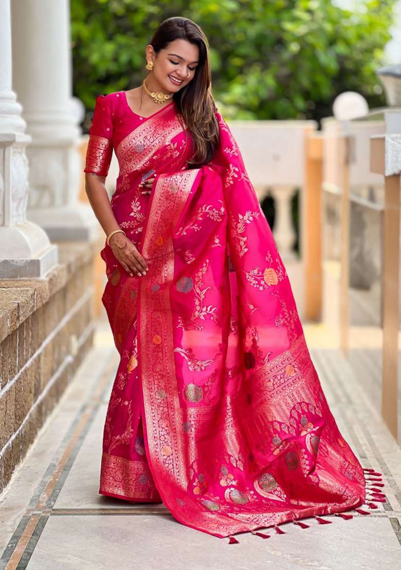 Pink Woven Silk Blend Saree Set for Diwali and Festive Wear - Indya