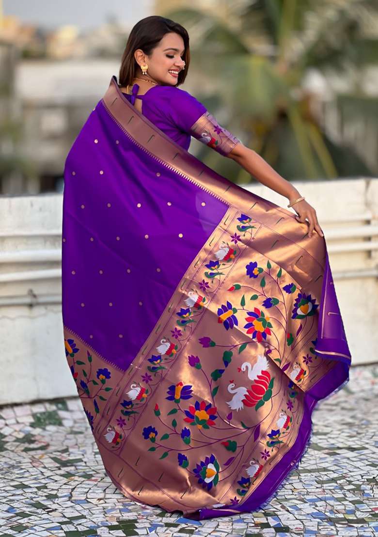 Lavender Woven Silk Blend Saree Set for Diwali and Festive Wear - Indya