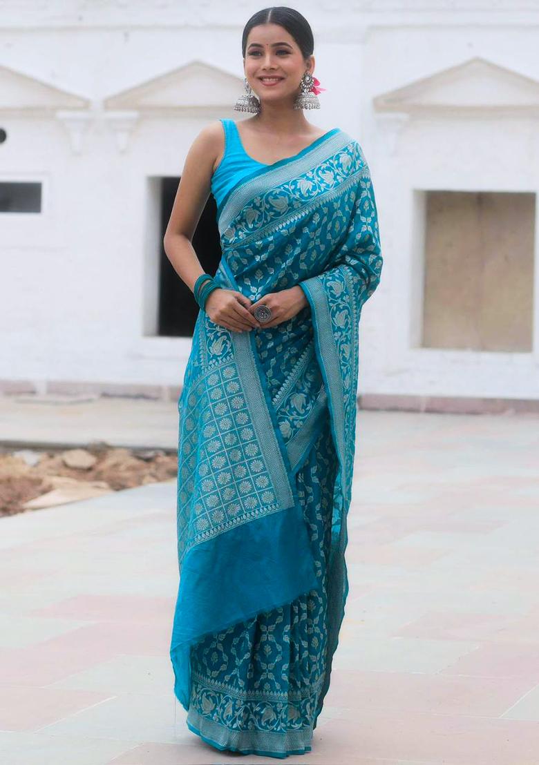 Sky Blue Woven Banarasi Silk Saree Set