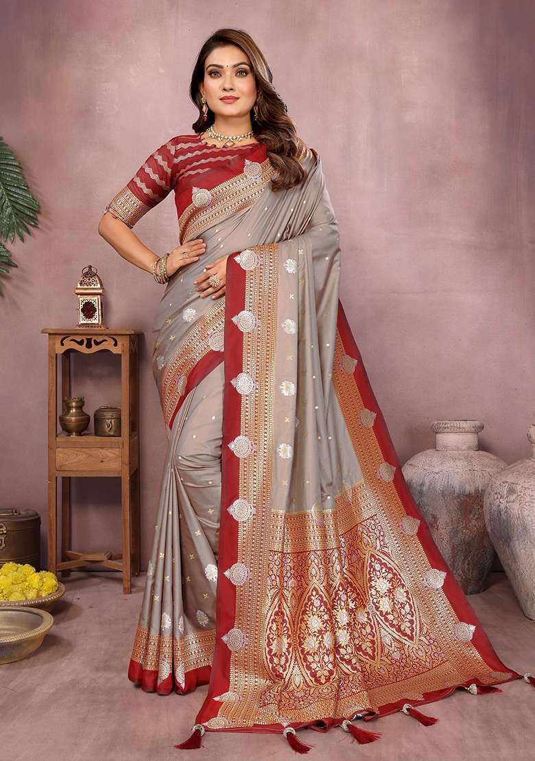Grey Zari Woven Kalamkari Saree Set for Diwali | Wedding & Festive Wear - Indya