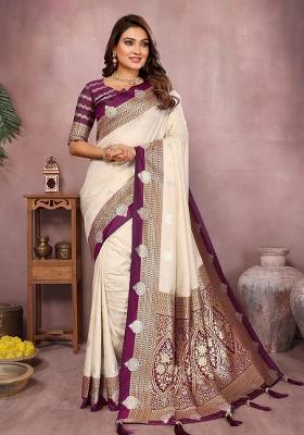 Beige Zari Woven Kalamkari Saree Set