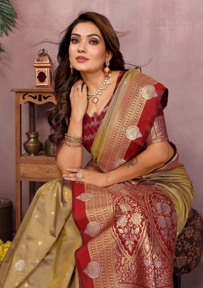 Gold Zari Woven Kalamkari Saree Set