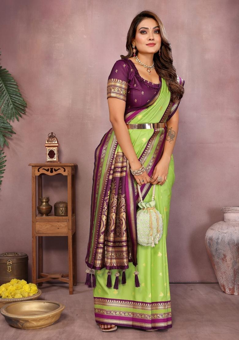 Parrot Green Zari Woven Kalamkari Saree Set