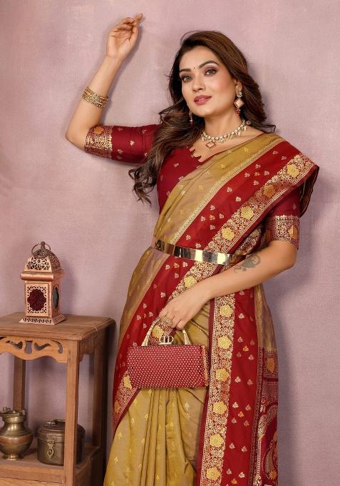 Gold Zari Woven Kalamkari Saree Set