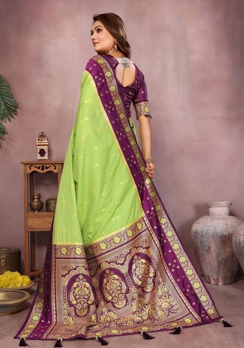 Parrot Green Zari Woven Kalamkari Saree Set
