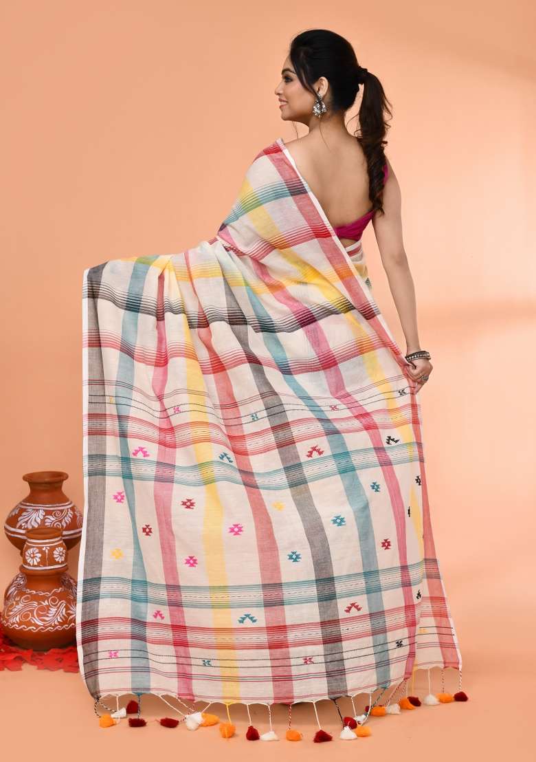 Off White Cotton Saree Set with Embroidered for Diwali | Wedding & Festive Wear - Indya
