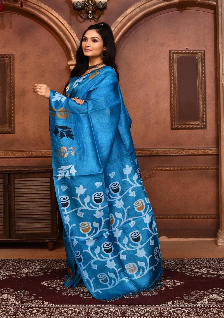 Turquoise Embroidered Tussar Saree Set